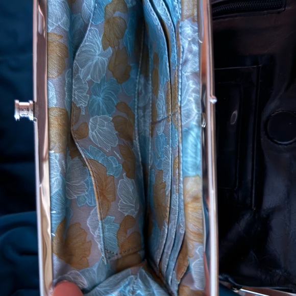 Hobo Wallet - Picture 5 of 5